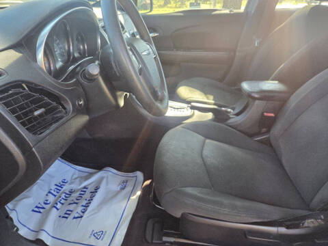 2012 Chrysler 200 LX