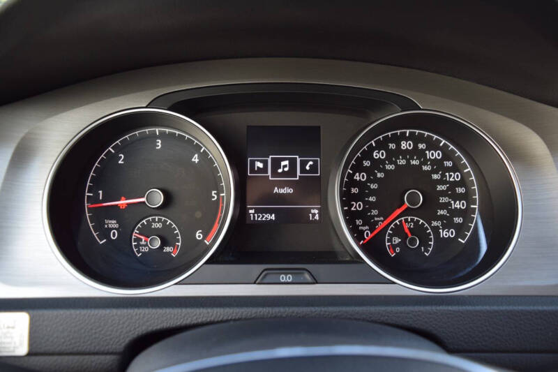 2015 Volkswagen Golf TDI SE