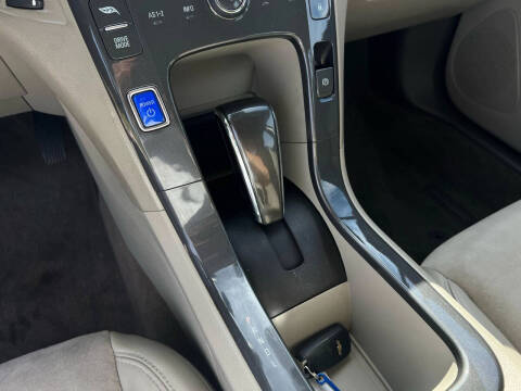 2013 Chevrolet Volt Premium
