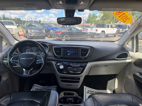 2018 Chrysler Pacifica Touring L