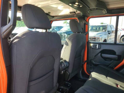 2023 Jeep Gladiator Sport S