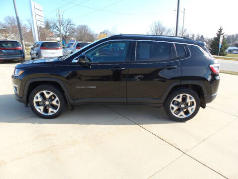 2018 Jeep Compass for sale at WAYNE HALL CHRYSLER JEEP DODGE in Anamosa IA