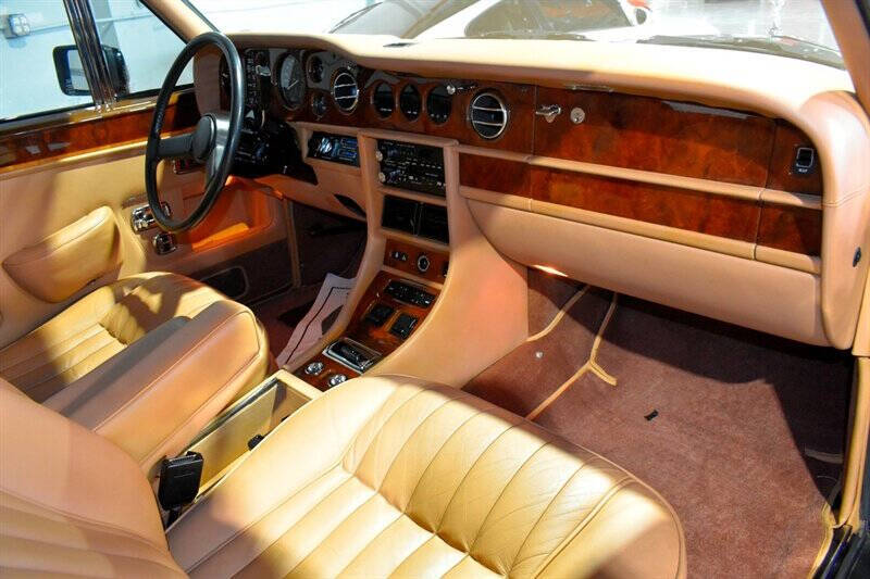 1988 Rolls-Royce Corniche null photo 19