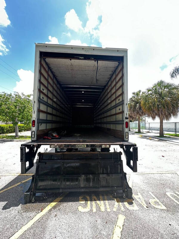 2017 International DuraStar 4300