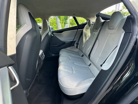 2013 Tesla Model S Performance