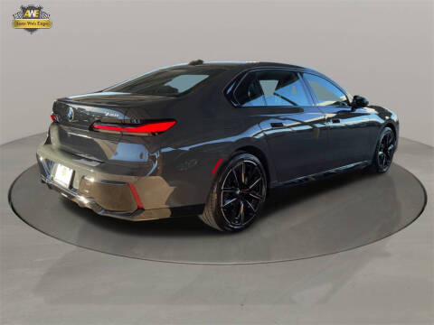 2023 BMW 7 Series 740i