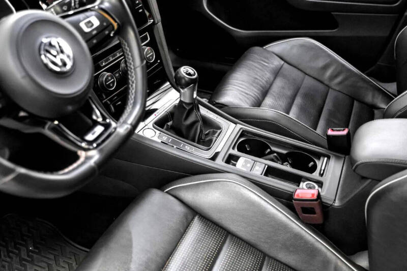 2019 Volkswagen Golf R 4Motion