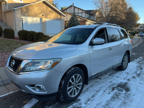 2013 Nissan Pathfinder for sale at R n B Cars Inc. in Denver CO