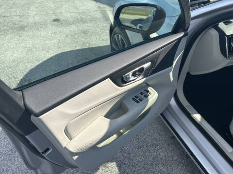 2022 Volvo S60 B5 Momentum