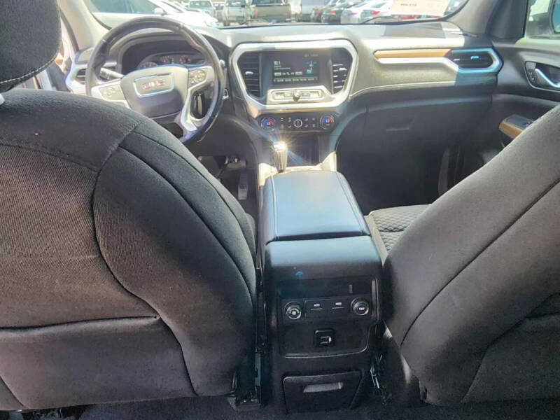 2018 GMC Acadia SLE-1