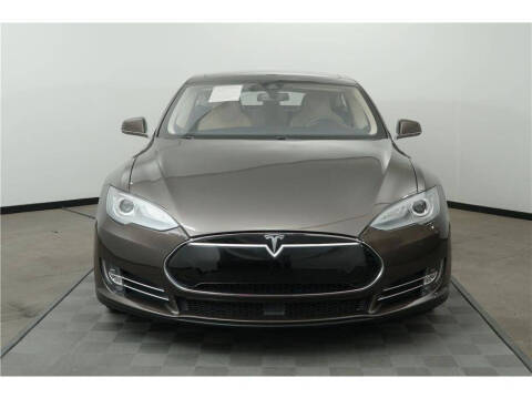 2014 Tesla Model S P85D
