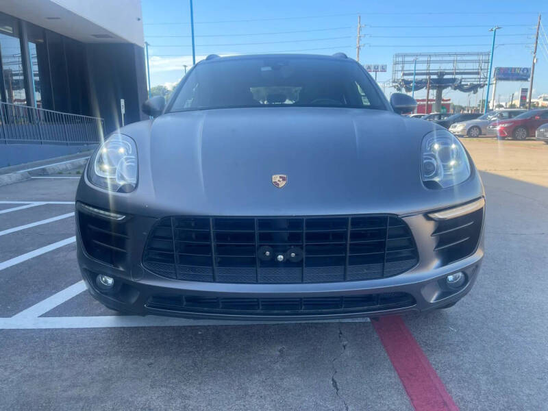 2017 Porsche Macan