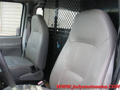 2000 Ford E-250