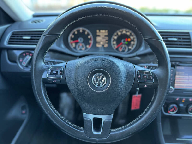 2015 Volkswagen Passat 1.8T Sport