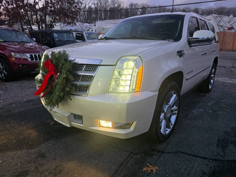 2013 Cadillac Escalade Platinum Edition