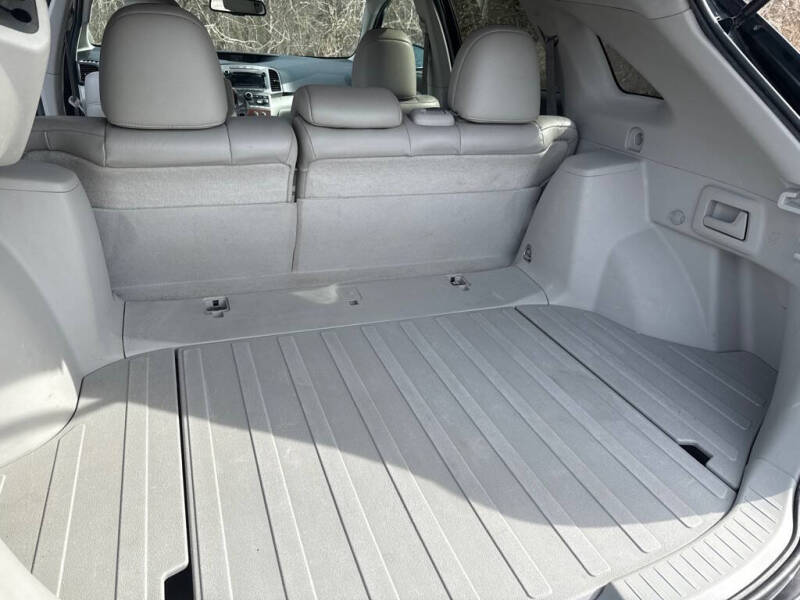 2011 Toyota Venza AWD 4cyl