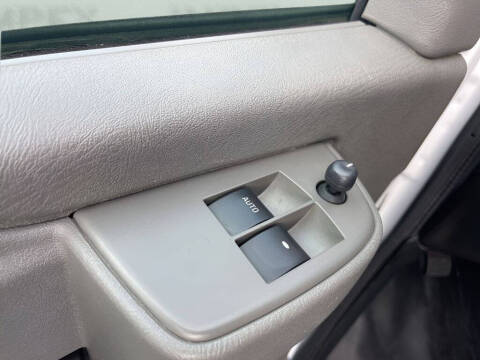 2023 Chevrolet Express 2500
