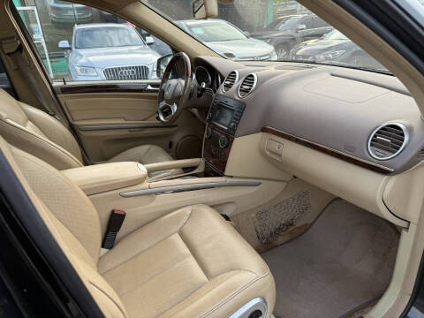 2012 Mercedes-Benz GL-Class GL 550 4MATIC