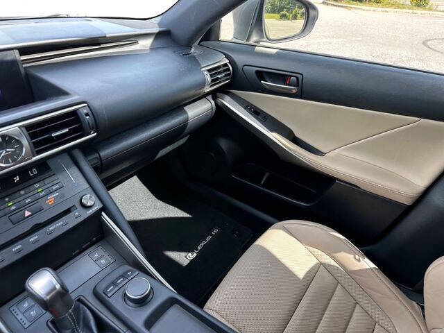 2020 Lexus IS 300