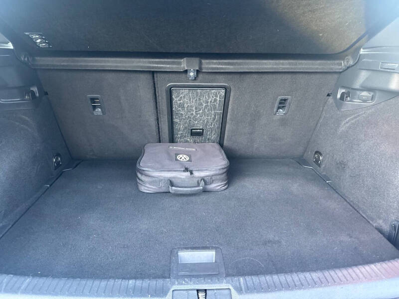 2017 Volkswagen Golf GTI SE