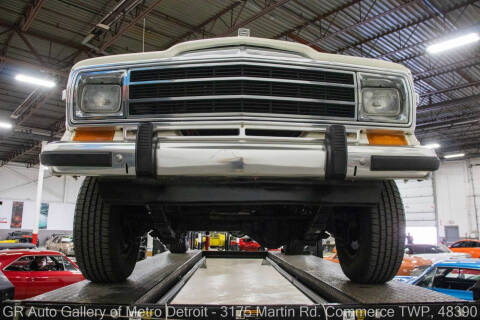 1987 Jeep Grand Wagoneer