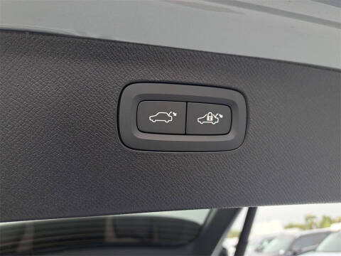 2026 Volvo XC90 B6 Plus 7P