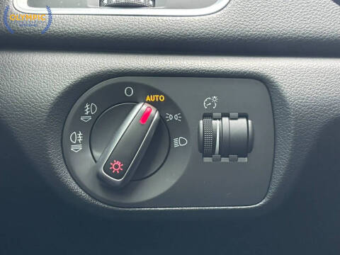 2015 Audi Q3 2.0T quattro Prestige