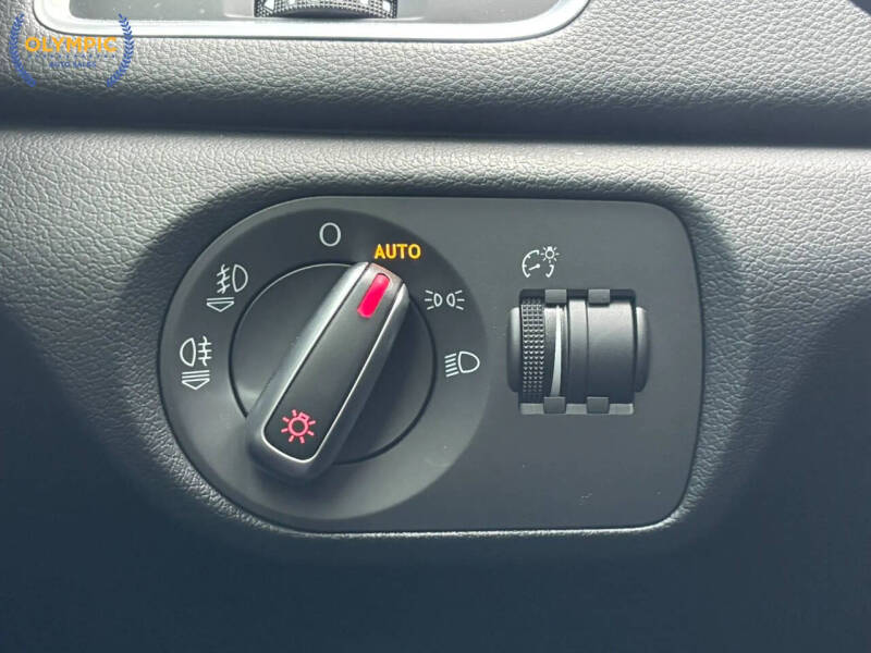 2015 Audi Q3 2.0T quattro Prestige