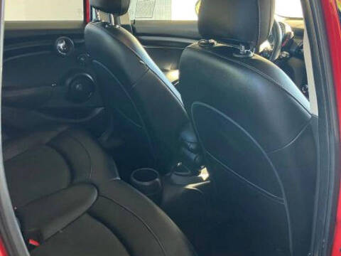 2015 MINI Hardtop 4 Door Cooper