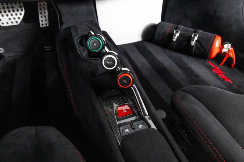 2019 Ferrari 488 Pista