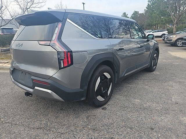 2024 Kia EV9 Light Long Range