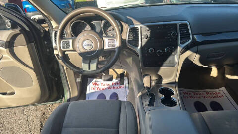 2011 Jeep Grand Cherokee Laredo