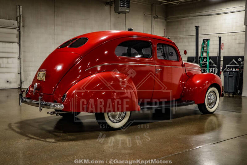 1939 Ford Deluxe