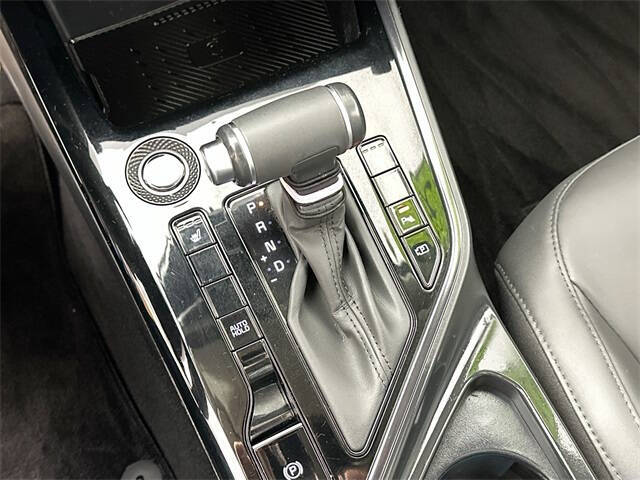 2023 Kia Niro EX Touring