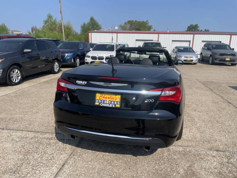 2014 Chrysler 200 Limited