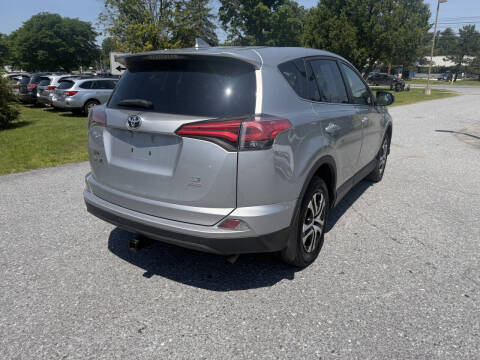 2017 Toyota RAV4 LE