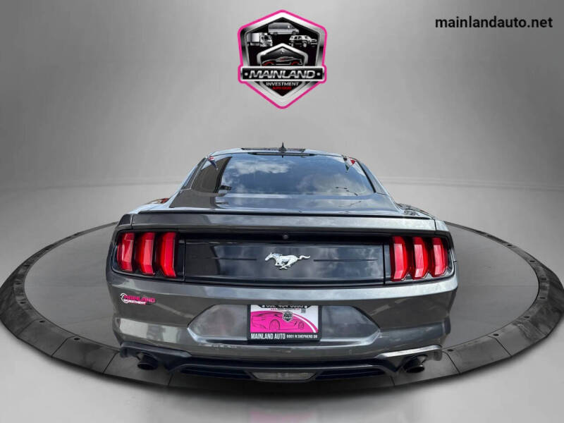 2020 Ford Mustang