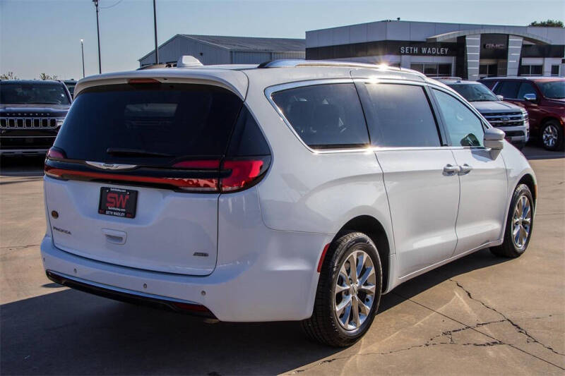2021 Chrysler Pacifica Touring L
