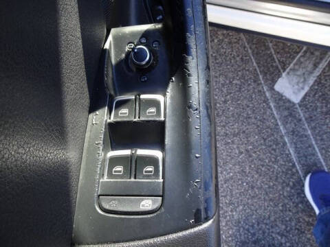 2015 Audi Q3 2.0T quattro Prestige