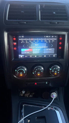 2012 Dodge Challenger SXT