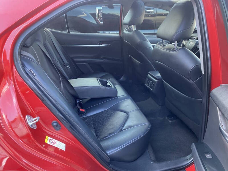 2019 Toyota Camry XSE