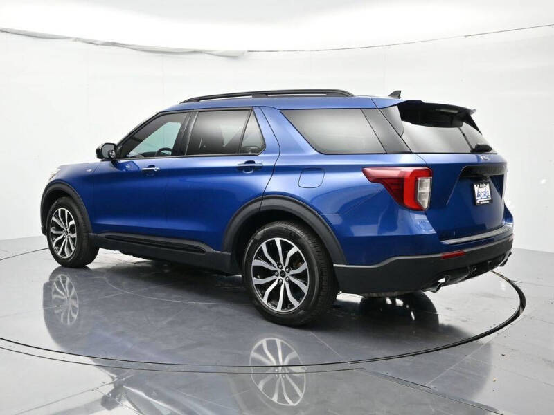 2022 Ford Explorer ST-Line