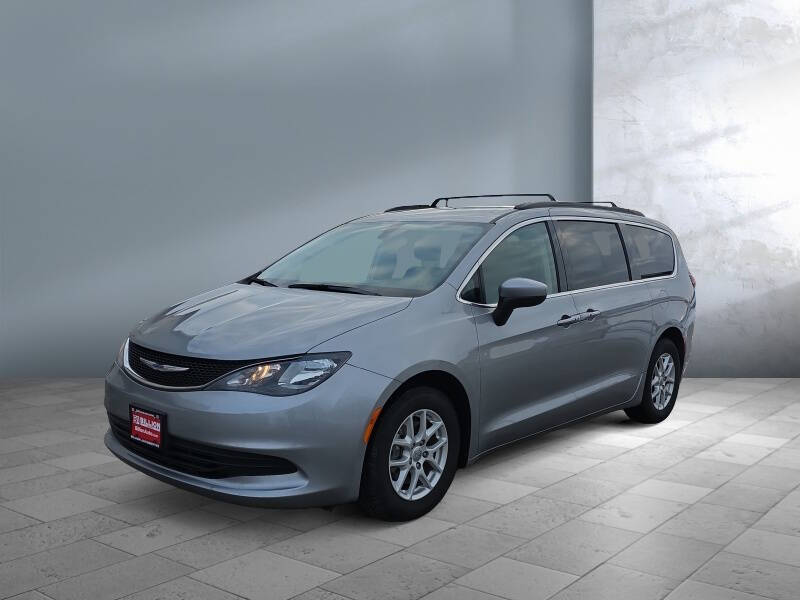 2020 Chrysler Voyager LXi