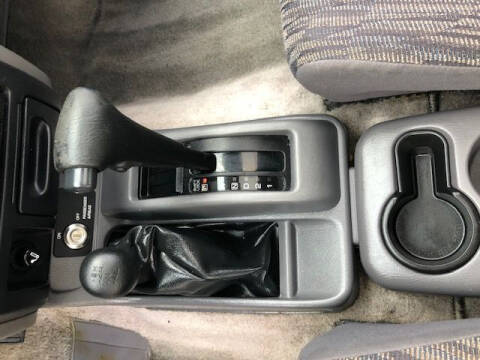 1999 Nissan Frontier XE-V6