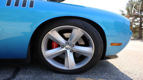 2010 Dodge Challenger SRT8