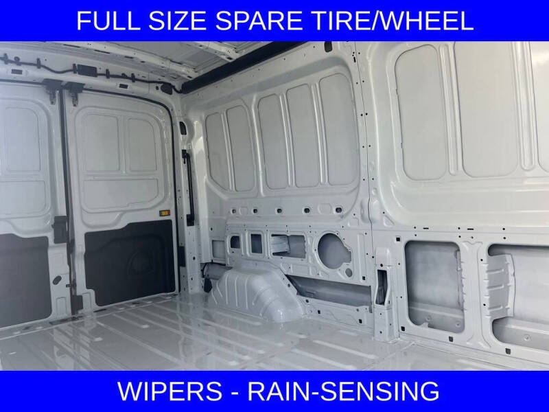 2025 Ford Transit 250