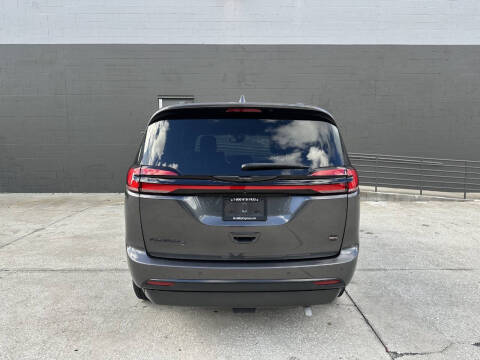 2021 Chrysler Pacifica Touring