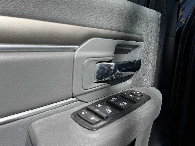 2016 RAM 1500 Big Horn