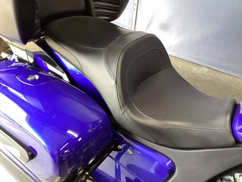 2022 Indian Pursuit Dark Horse Spirit Blue