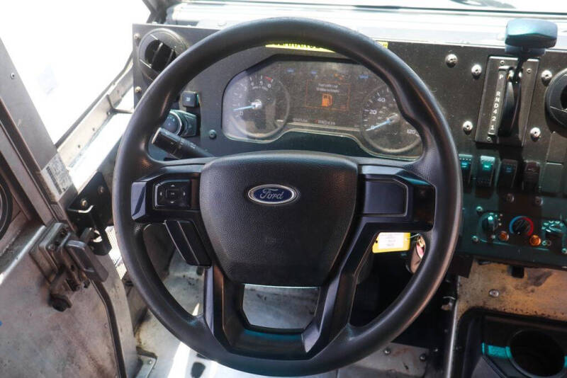 2020 Ford Stripped Chassis